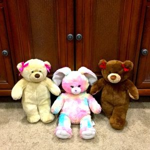 ❣️ BUILD-A-BEAR ❣️ COLLECTION SUPER CUTE BEARS AND ADORABLE BUNNY LOT ( NWOT ) .
